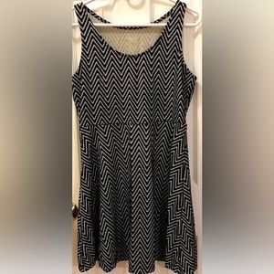 FREE WITH PURCHASE******* Mossimo dress, size large, EUC